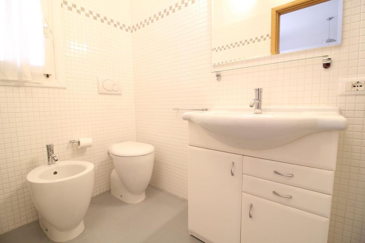 Veneziacentopercento Arsenale Apartment Bagian luar foto